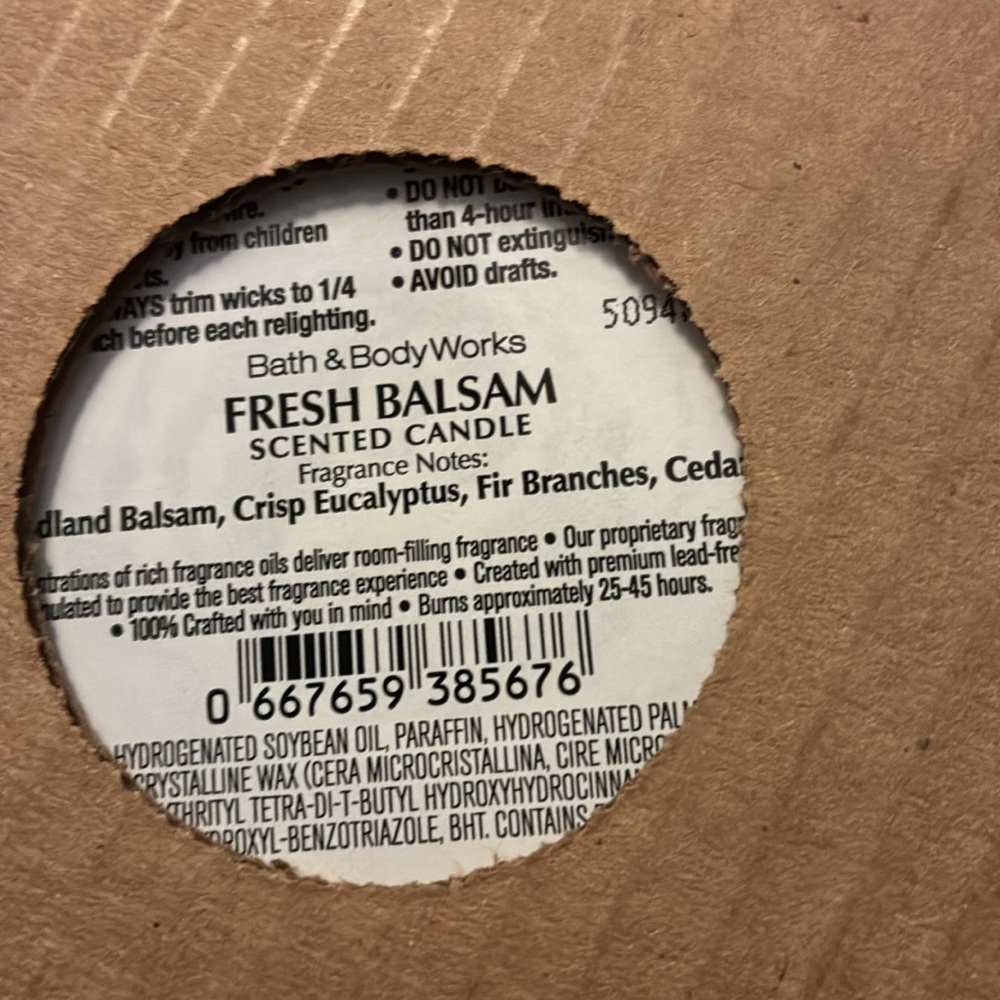 Bath & Body Works Fresh Balsam Green Candle 3-Wick - Picture 5 of 5